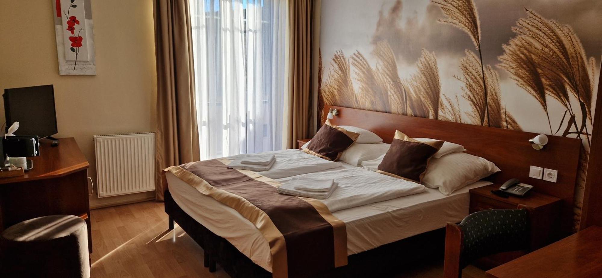 Hotel Patonai Fertőd Εξωτερικό φωτογραφία
