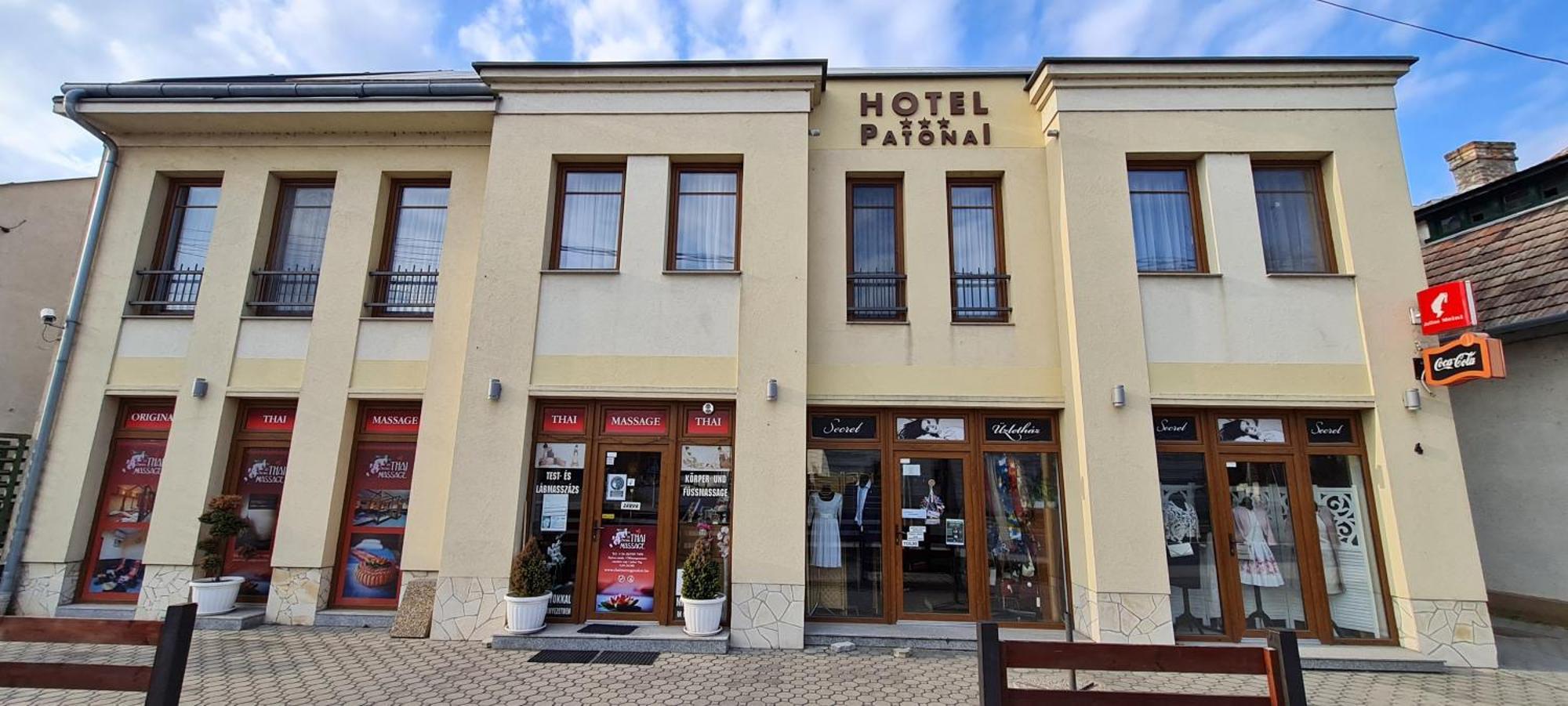 Hotel Patonai Fertőd Εξωτερικό φωτογραφία